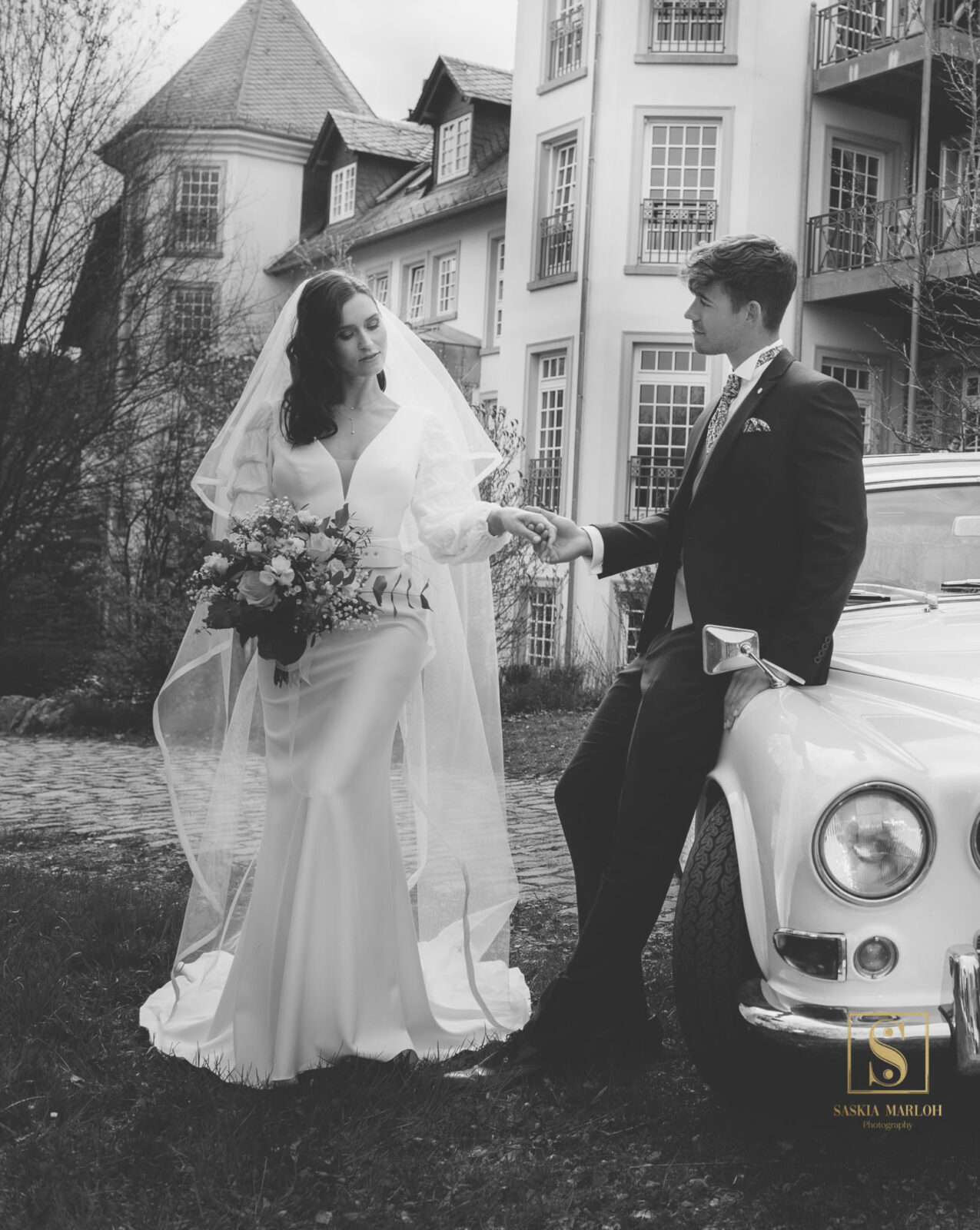 Hofgut-Georgenthal-Wedding-Hochzeitsfotografin-Saskia-Marloh-Photography-009-scaled-586x879