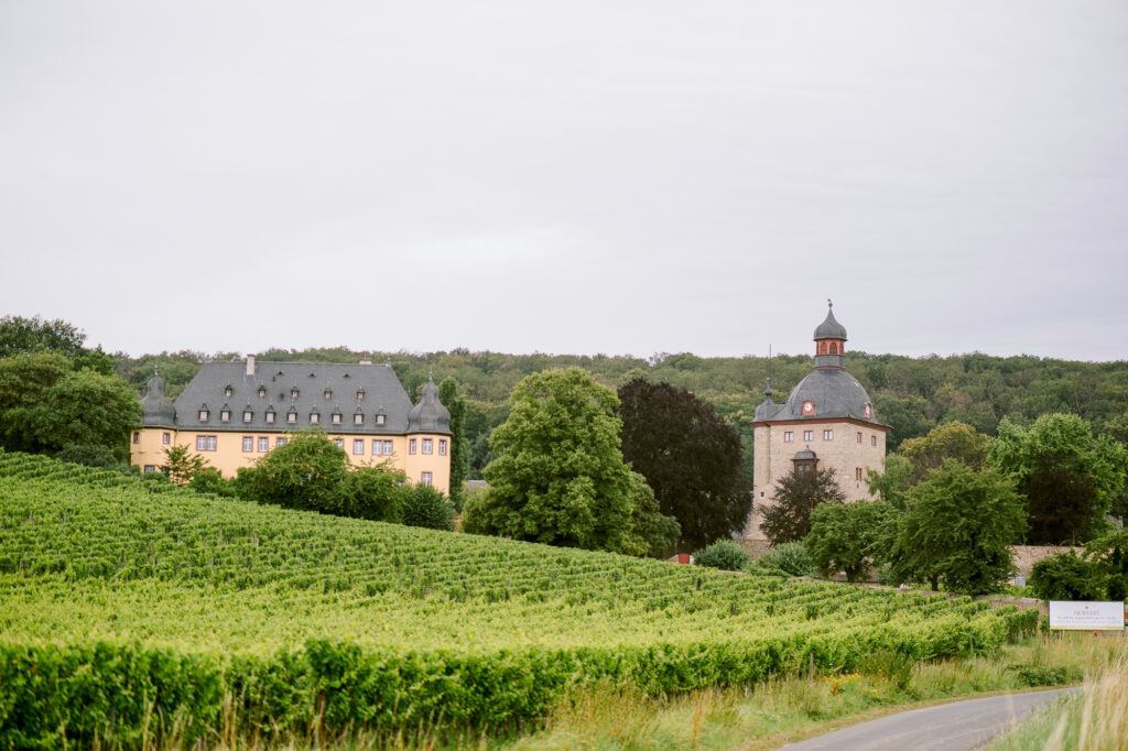 203_Schloss_Vollrads_Hochzeit_Castle_Wedding_Photo_Saskia_Marloh_Photographer-3