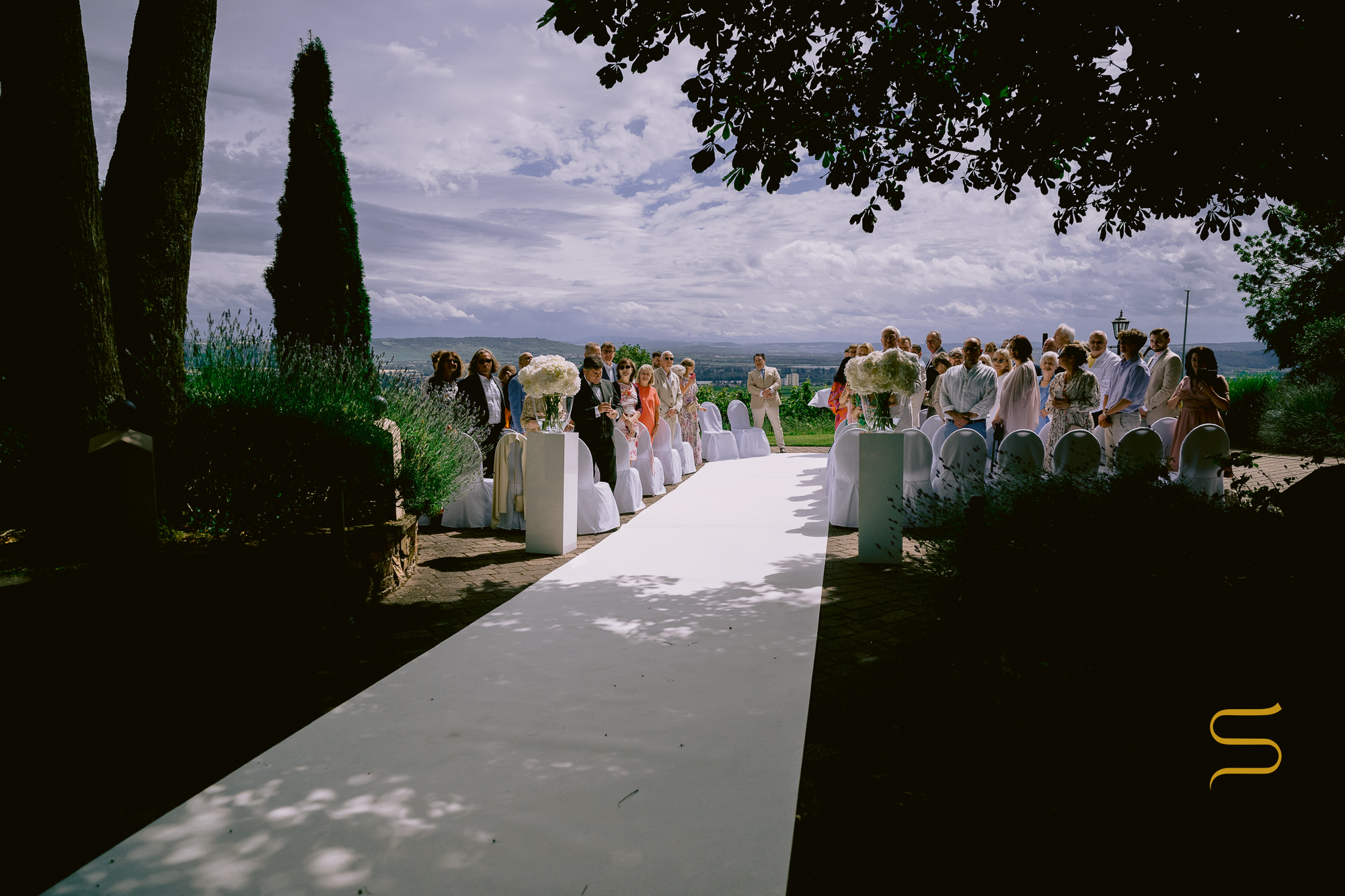 Burg_Schwarzenstein Burg Hochzeit Chateau Destination Wedding Saskia Marloh Photographer