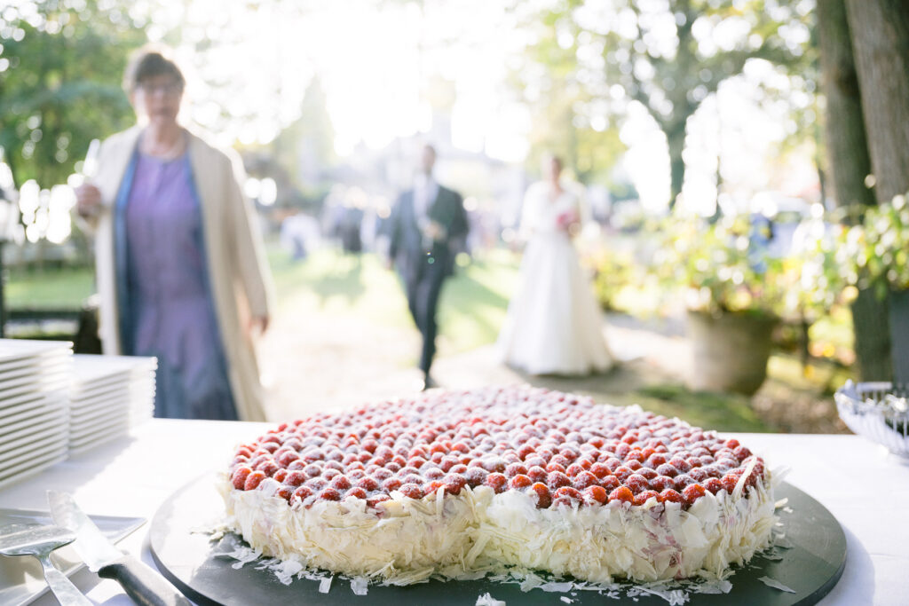 Hochzeit German Castle Wedding Burg Schwarzenstein Weddings by Saskia Marloh Photographer