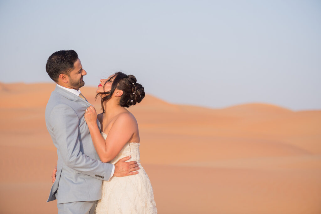 Bridal desert photo session in Abu Dhabi by Saskia Marloh Weddings